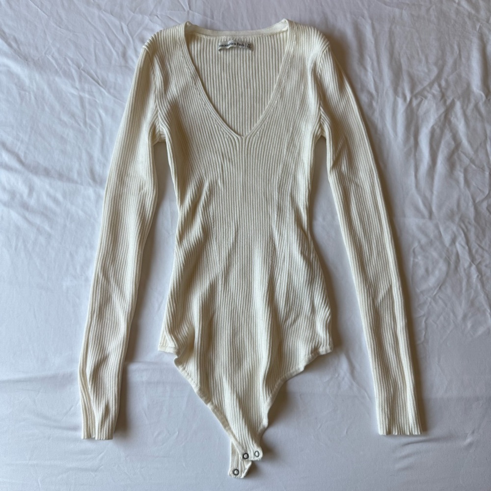 Abercrombie & Fitch Cream Knit V-Neck Bodysuit